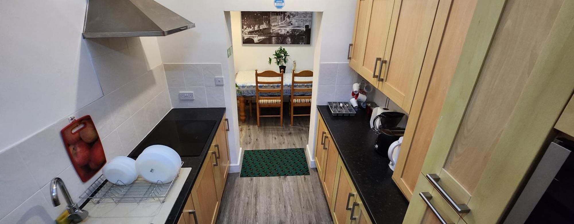 Homestay White House Ensuite Double Bedroom